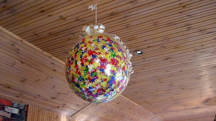 ஆச்சரியம் பலூன்